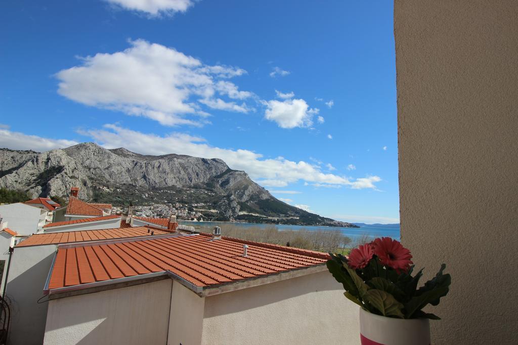 Apartments Ivka Omiš Buitenkant foto