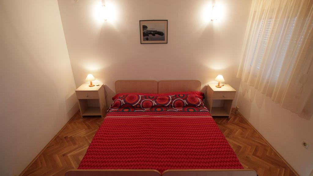 Apartments Ivka Omiš Buitenkant foto