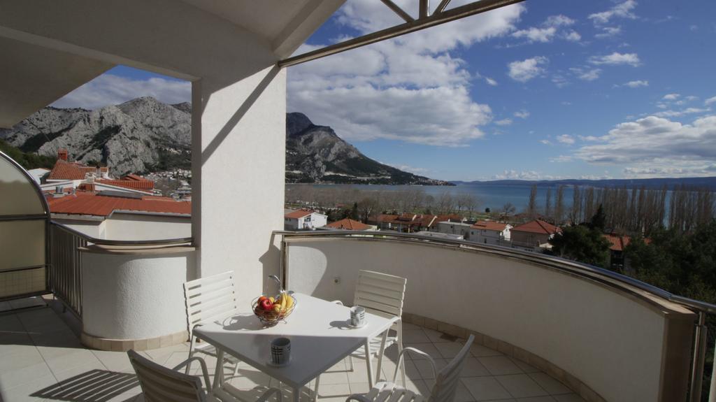 Apartments Ivka Omiš Buitenkant foto