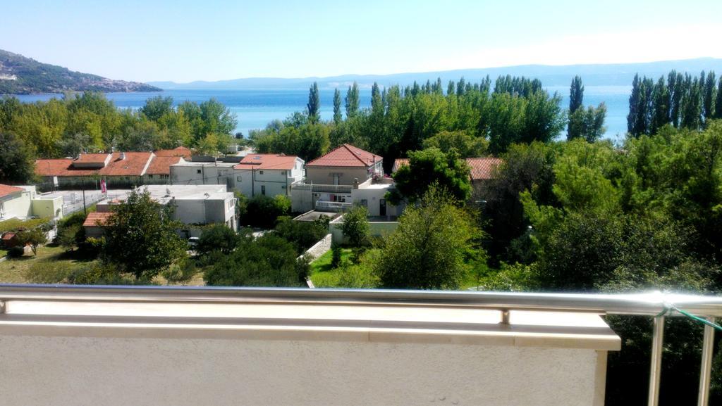 Apartments Ivka Omiš Buitenkant foto